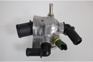 TERMOSTAT (KOMPLE) (88C) DOBLO FIORINO LINEA PUNTO 1.3JTD CORSA D ASTRA H COMBO 1.3 CDTI (MUSURLU)
