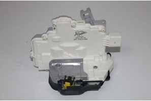 KAPI KILIT MEKANIZMASI ON SAG AUDI A4 05-08