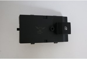 CAM ACMA DUGMESI SIYAH ON SAG AVEO T300 2014>2018